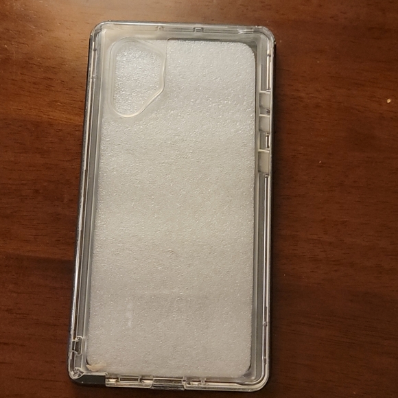 Lifeproof phone case for Galaxy s10 Note + - Picture 2 of 9
